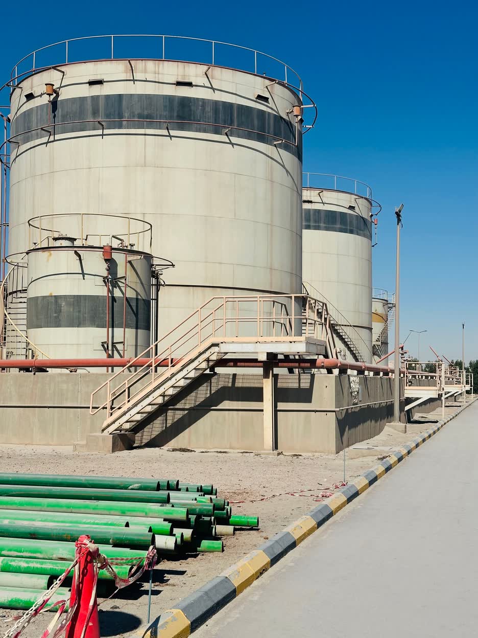 Fuel storage tanks at a terminal